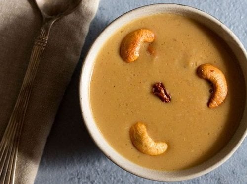 paruppu payasam in a bowl.