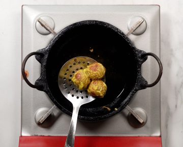 Munthiri kothu ready