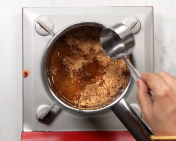 Jaggery for munthiri kothu