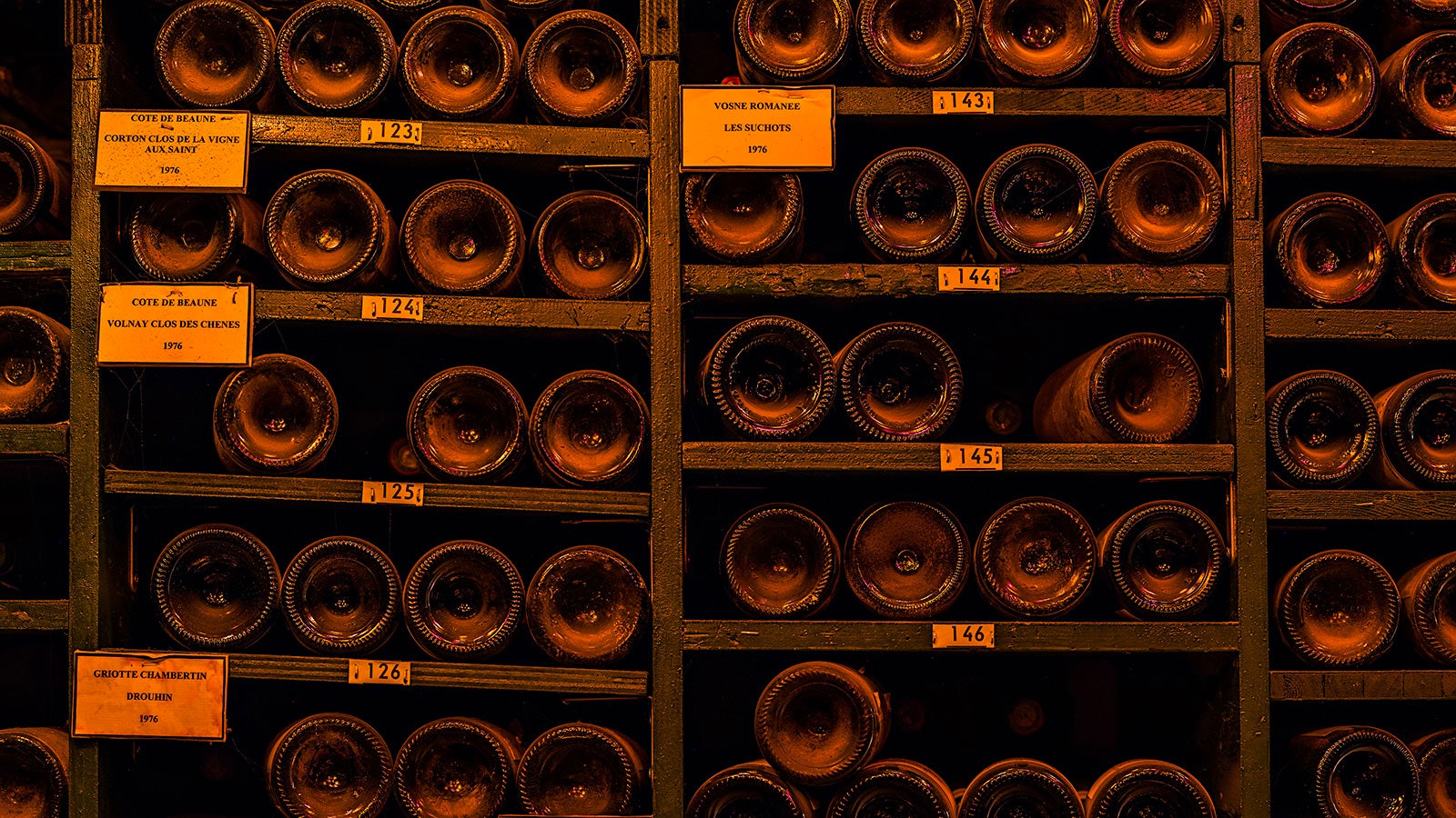  The wine cellars of La Tour d’Argent in Paris.