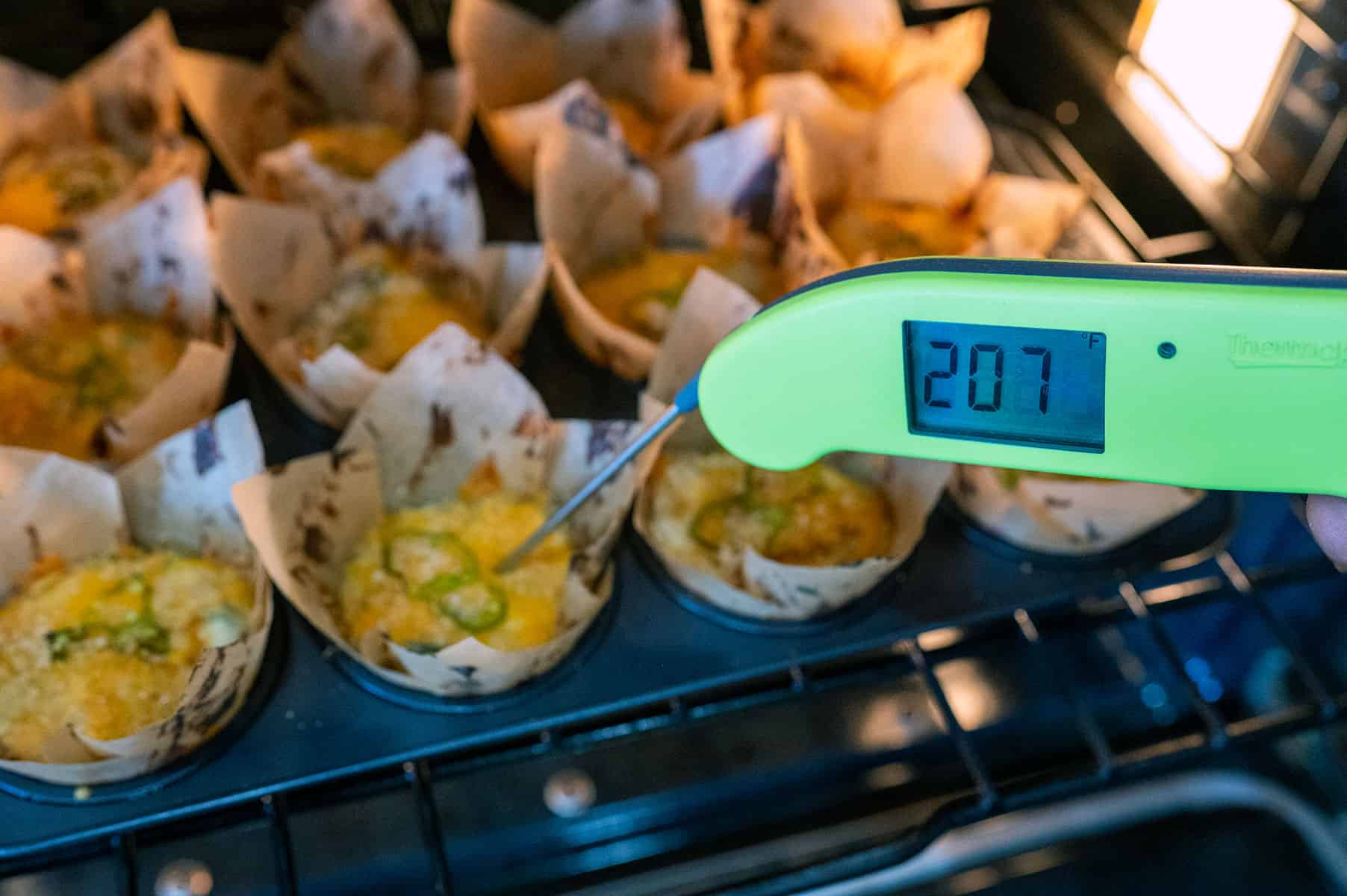 Thermapen showing potato stacks at 207F.