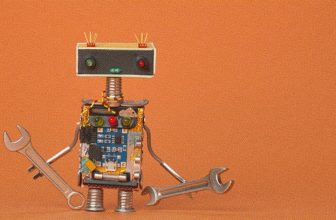 Advice for the AI Boom: Use the Tools, Not Too Much, Stay in Charge