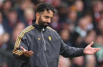 United set to address lack of quality out wide next summer – Man United News And Transfer News