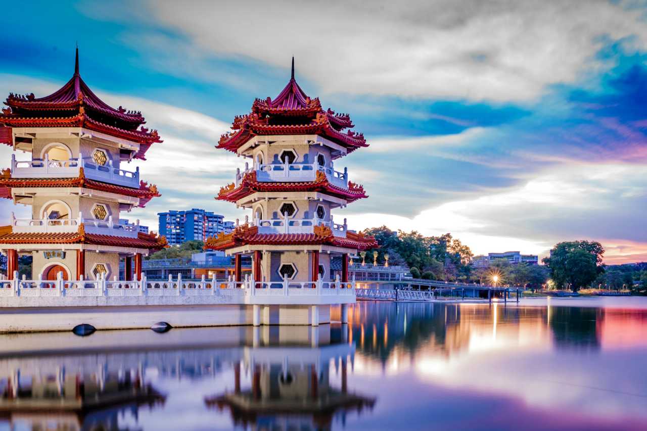jurong lake gardens at sunset, singapore
