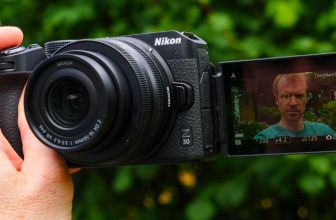 10 Travel Cameras That Don’t Feel Complicated