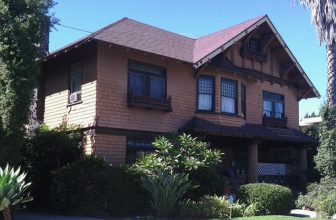 02e – Gibbons Residence – 1915 S Oxford Ave – 1903 (Restored 1995-2000 by Greg Stegall & Michael Smith)