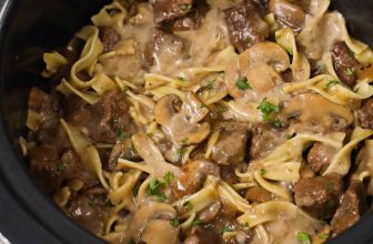 Crock Pot Beef Stroganoff