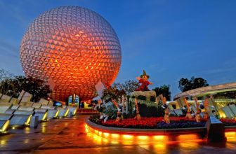 EPCOT Candlelight Processional – 2025: Schedule, Tickets, and Dining Package