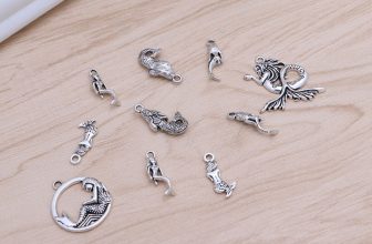 30 Pcs Girls Jewelry Mermaid Accessories for Women Vintage Pendant