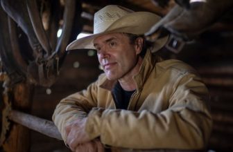 Country singer Corb Lund gets OK to launch anti-coal petition drive in Alberta