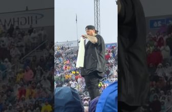 What a moment 🥹 #jellyroll #country #music #tour #live #concert