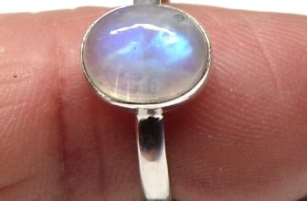 Handmade 925 Sterling Silver 9 x 7 mm Oval Rainbow Moonstone Ring Size H to Z+1