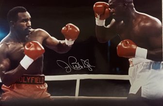 JAMES “BUSTER” DOUGLAS, WORLD HEAVYWEIGHT BOXING CHAMPION signed photo, with COA