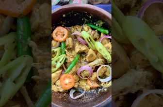 Chicken Stew 🍗🤤  චිකන් මේ විදිහට හදල තියෙනවාද Chicken Stew Recipe #asmr  #shortvideo #india #shorts