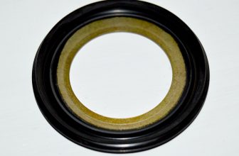 Steering Stem Bearing Seal to fit 51644-12C00. Free UK Post