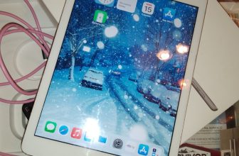 Apple iPad 5th Gen. 128GB, Wi-Fi ,& 3G  9.7in – ROSE GOLD PLUS EXTRAS FREE P&P