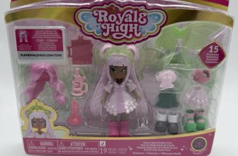 Royale High School Spirit Fashion Pack Science Series 1 With Code