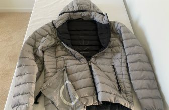 Women’s Calvin Klein Down Puffer Jacket Size Medium Gray Packable Hood EUC