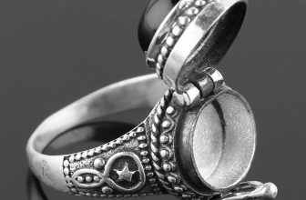 Natural Black Onyx Gemstone Handmade Poison Ring, 925 Sterling Silver Box Ring.