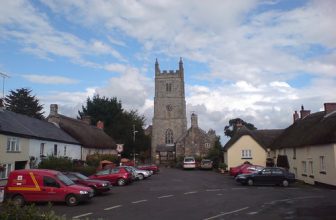 Drewsteignton Square