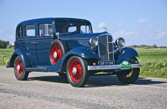 Chevrolet CA Master Sedan or Eagle Sedan 1933 (4054)