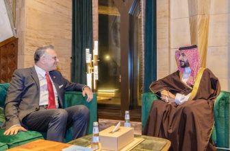 Saudi defense minister meets senior US adviser on regional developments