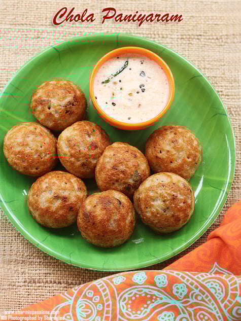 chola paniyaram served with coconut chutney