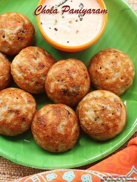 chola paniyaram served with coconut chutney