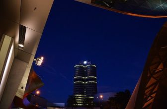 Munich – BMW framed by BMW