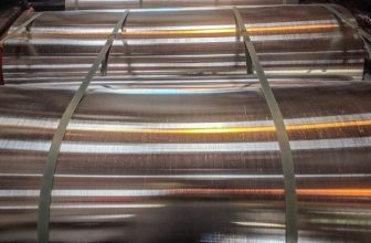 Russia metal supply headaches, seaweed batteries, eye-watering steel prices