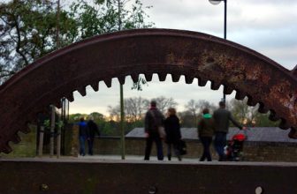 Fulham vs Tottenham Hotspur, 6th November 2011