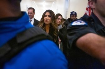 Homeland Security helps Trump donor make bank on deportation scheme