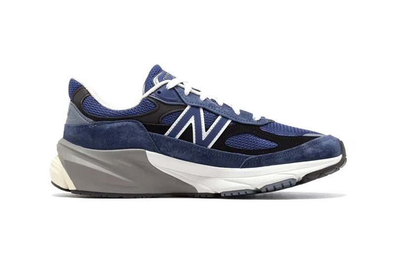 New Balance 990v6 Sneaker