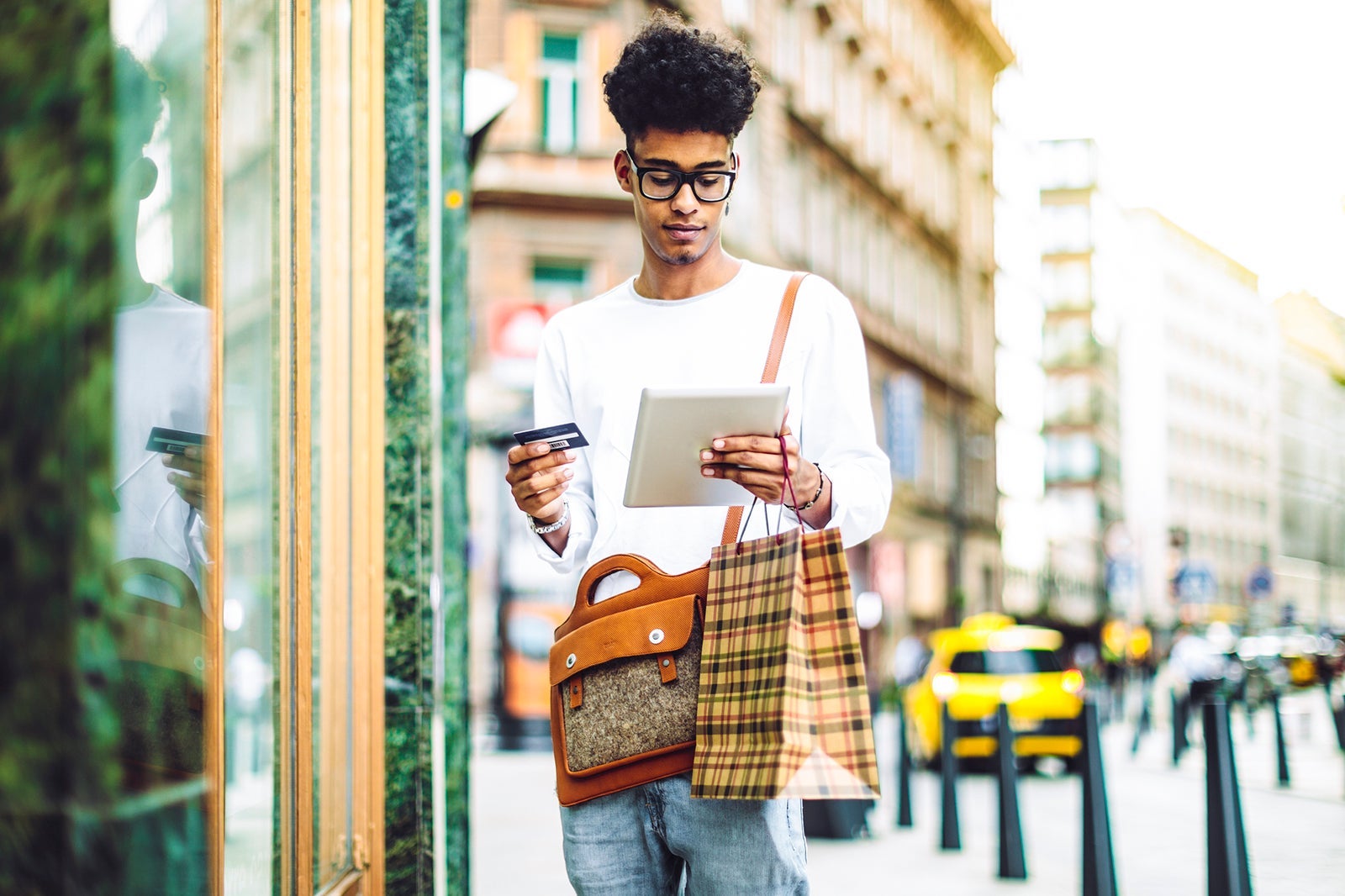 person shopping in the summer