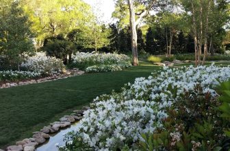 The Moon Garden: A Historical Tradition and a Modern Sanctuary