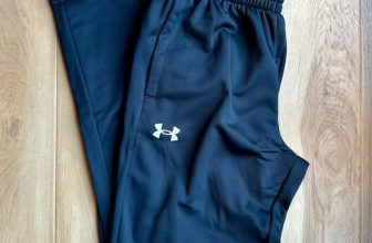 *HOT* Under Armour Men’s Fleece Pants just $17.98 shipped!