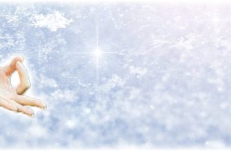 White Light Protection Prayer – Cleanse, Protect, and Raise Your Vibration With Divine White Light