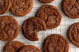 Soft & Chewy Chocolate Snickerdoodles