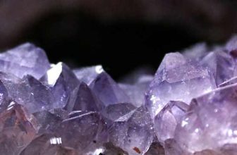 Top 14 Crystals For Travel