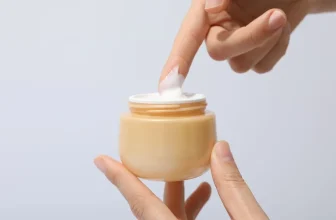 Keep Your Skin Calm and Healthy