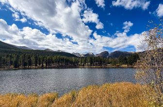 The Best Things To Do In Estes Park, Colorado, From Elk-Spotting To Ghost Tours At The Stanley