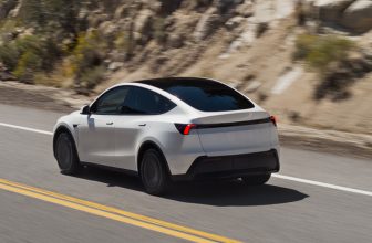 Crummy, Slightly Cheaper Versions Of The Model 3 And Model Y Aren’t Saving Tesla’s Sales