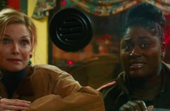 7 New Christmas Movies Starring Your Favorite ’90s & ’00s Actors