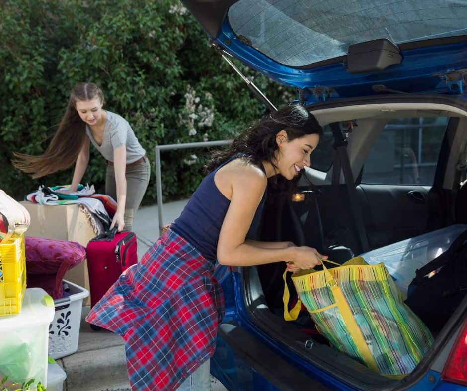 students moving into their campus dorms