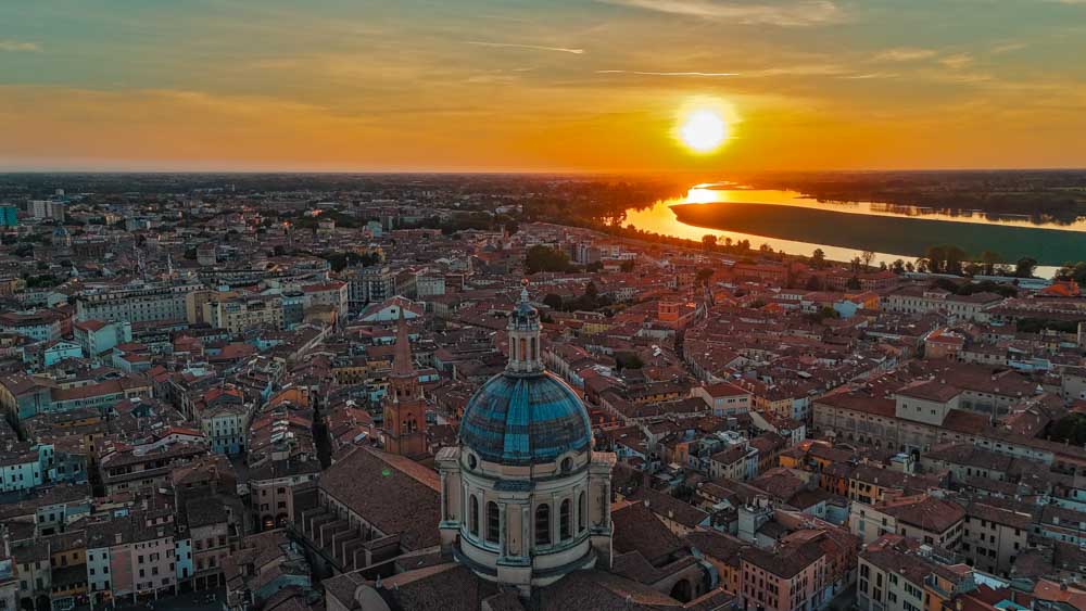 things to do in Mantua italy sunset skyline of city