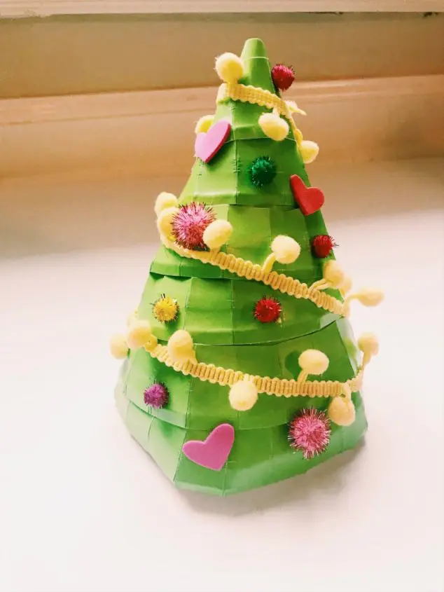 Paper Plate Christmas Tree