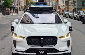 Baby delivered in Waymo continues proud tradition of not making it to the hospital