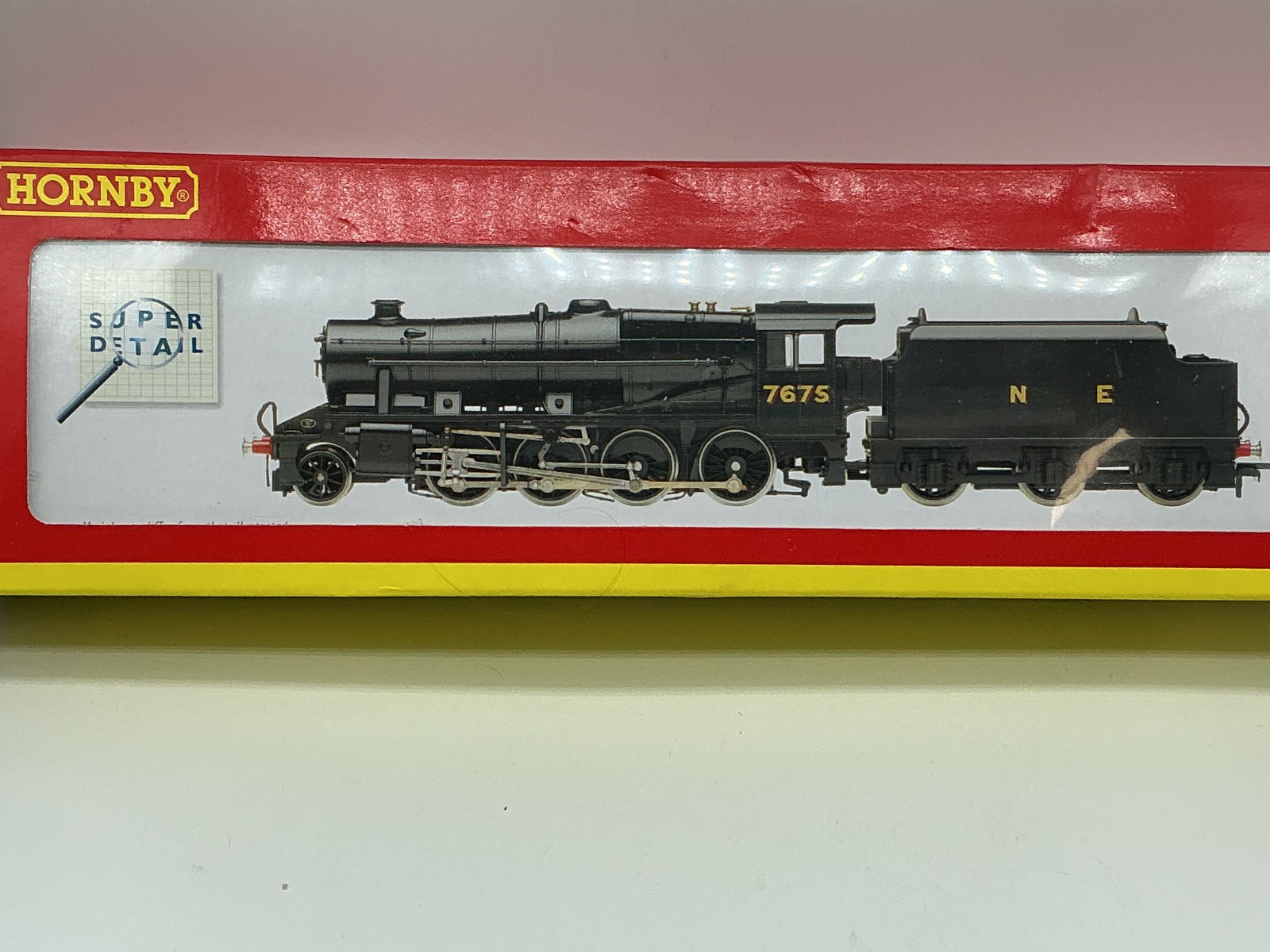 Hornby R2227 Class 8F 2-8-0 7675 in LNER black DCC Ready TESTED RUNNER BOXED