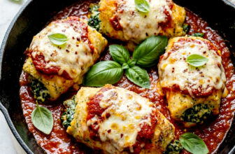 Stuffed Chicken Breast with Spinach & Cream Cheese (50 Min)