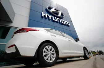 Affluent Buyers Lift US New-Vehicle Market as Toyota, Hyundai Pass Ford, Challenge GM